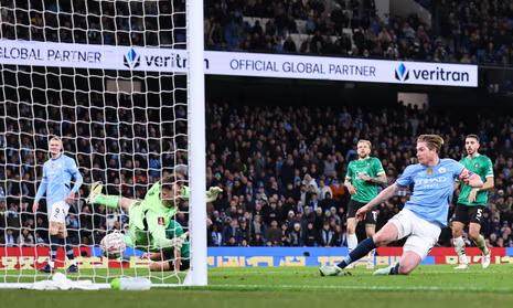 林良锋：曼城绣花依然不灵，瓜帅找到罗德里接班人？