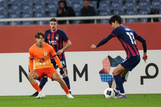 【亚冠】泽卡单刀毕津浩失空门 泰山1比0小胜柔佛